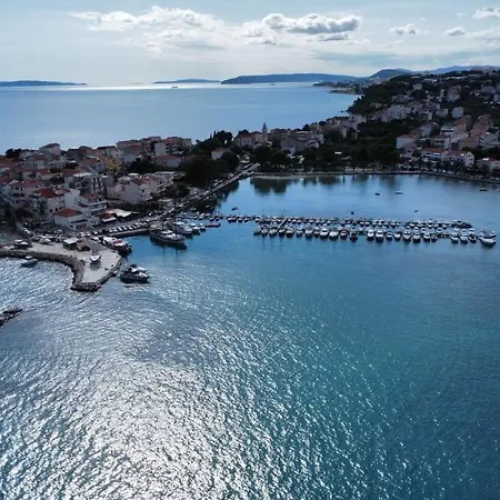Apartment Amfora Maris Split
